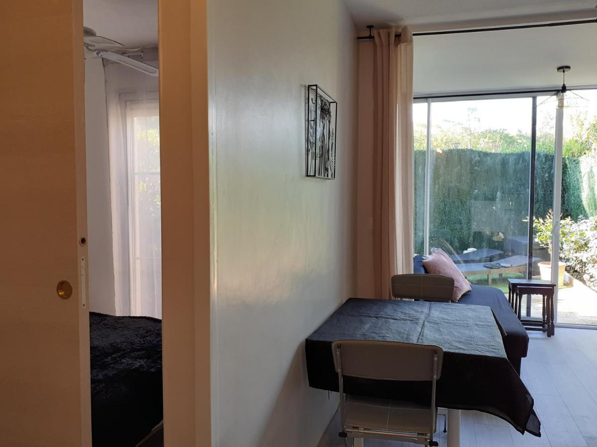T2 Bord De Avec Jardin Appartement Saint Aygulf